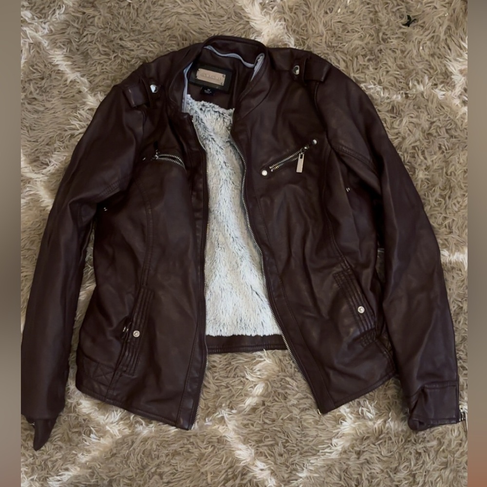 Red/mahogany Leather Jacket - Picture 2 of 16